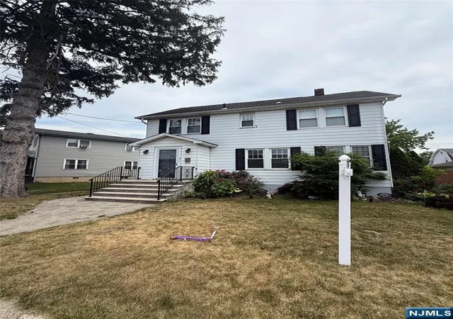 Homes for sale in Totowa, NJ | 92 William Pl, Totowa, NJ 07512 | MLS# 26023161