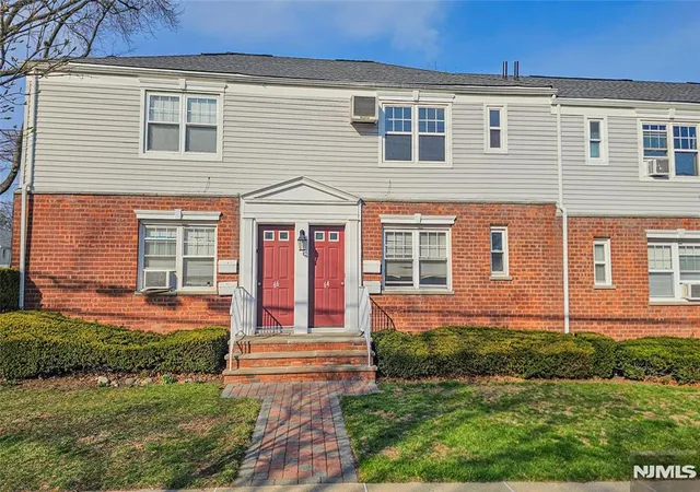 Homes for sale in Rutherford, NJ | 64 Hastings #B, Rutherford, NJ 07070 | MLS# 26023174