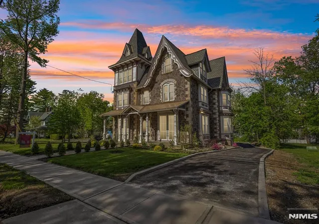 31st image of 49 Park Ave, Madison, NJ 07940 | MLS# 26023201
