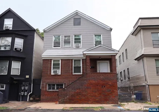 Homes for sale in Newark, NJ | 92 S Devine St, Newark, NJ 07106 | MLS# 26023224