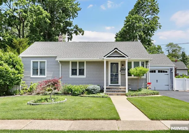 Homes for sale in Dumont, NJ | 117 Roxbury Rd, Dumont, NJ 07628 | MLS# 26023237