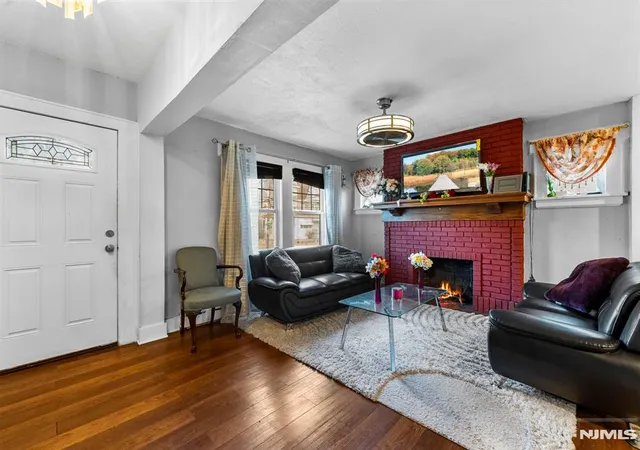 3rd image of 130 Renner Ave, Newark, NJ 07112 | MLS# 26023282