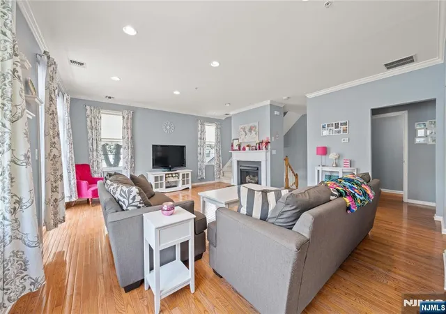 3rd image of 177 Winchester Ct #262, Clifton, NJ 07013 | MLS# 26023284
