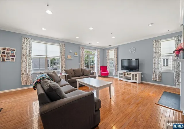 5th image of 177 Winchester Ct #262, Clifton, NJ 07013 | MLS# 26023284
