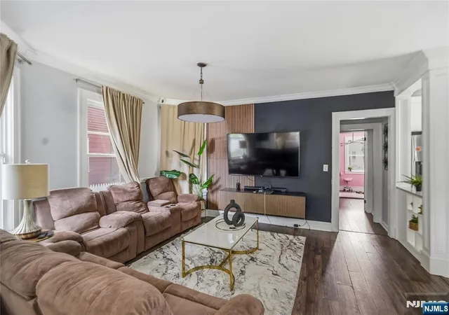 Photo 3 of Single family home for sale at 283 Hamilton Pl, Hackensack, NJ 07601 | MLS# 26023297 | Listing updated on 2026-06-24
