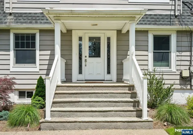 Photo 3 of Sale Pending at 377 Hollywood Ave, Fairfield, NJ 07004 | MLS# 26023299 | Listing updated on 2026-09-14