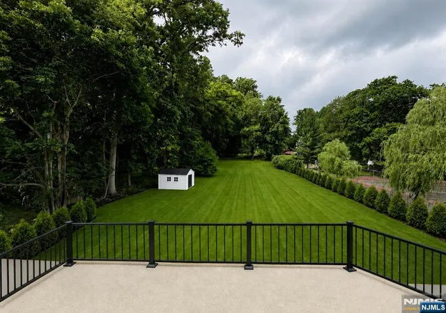 Homes for sale in Old Tappan, NJ | 112 Old Tappan Rd, Old Tappan, NJ 07675 | MLS# 26023308
