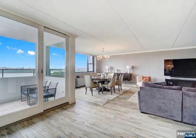 Homes for sale in Cliffside Park, NJ | 250 Gorge Rd #8J, Cliffside Park, NJ 07010 | MLS# 26023311