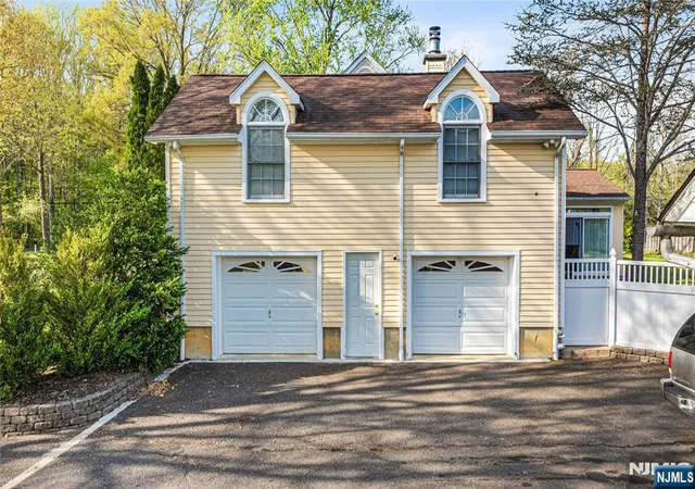 Homes for sale in Old Bridge, NJ | 325 Matchaponix Rd, Old Bridge, NJ 08831 | MLS# 26023335