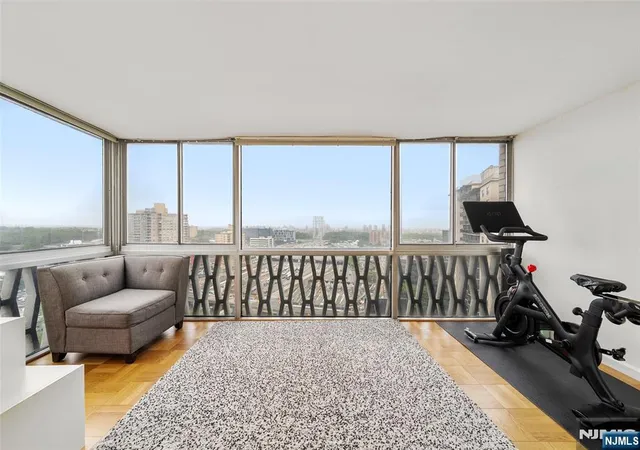 Homes for sale in Fort Lee, NJ | 2100 Linwood Ave #19V, Fort Lee, NJ 07024 | MLS# 26023337