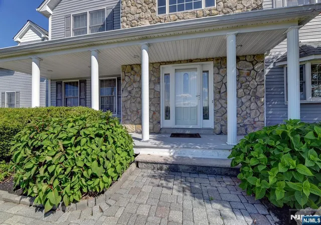 Homes for sale in Sussex, NJ | 32 Dyer Rd, Sussex, NJ 07461 | MLS# 26023343