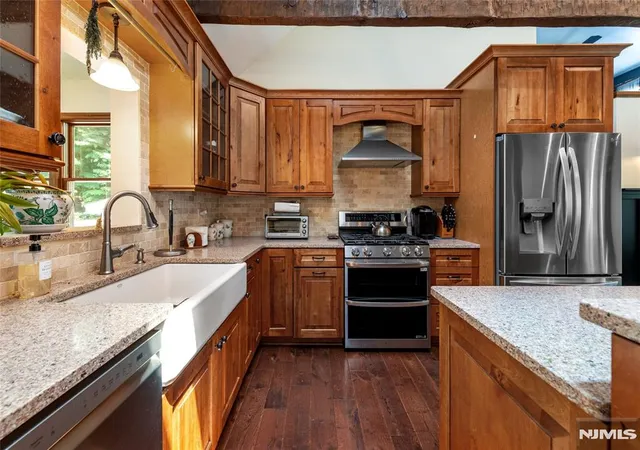 Homes for sale in West Milford, NJ | 36 Hancock Dr, West Milford, NJ 07480 | MLS# 26023346