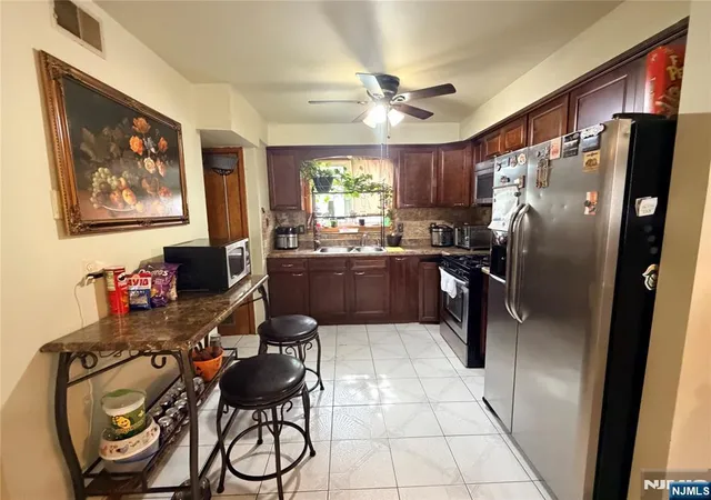 5th image of 47 Cleveland St, Belleville, NJ 07109 | MLS# 26023352