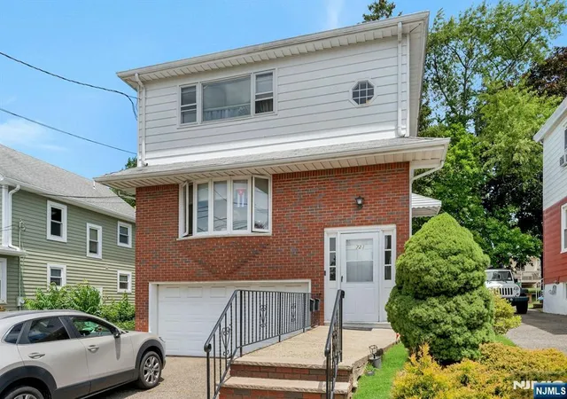 Homes for sale in Lyndhurst, NJ | 723 2nd Ave, Lyndhurst, NJ 07071 | MLS# 26023365