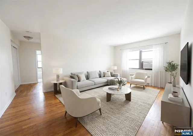 Homes for sale in Fort Lee, NJ | 3050 Edwin Ave #3F, Fort Lee, NJ 07024 | MLS# 26023378