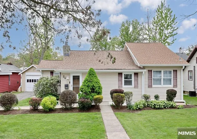 Homes for sale in Par Troy Hills Twp., NJ | 26 Mohawk Ave, Par Troy Hills Twp., NJ 07034 | MLS# 26023415