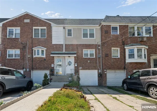 Homes for sale in Jersey City, NJ | 106 Country Village Rd, Jersey City, NJ 07305 | MLS# 26023433