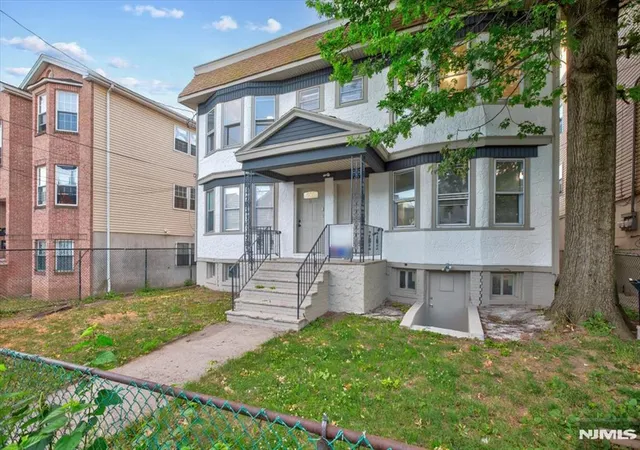 3rd image of 22 Edwin Pl, Newark, NJ 07112 | MLS# 26023439