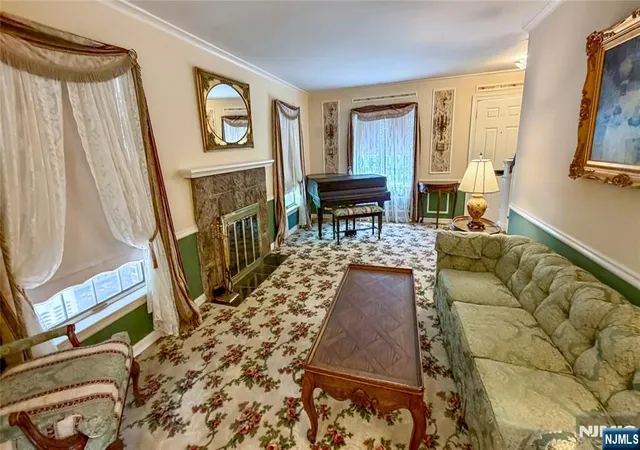 Homes for sale in River Edge, NJ | 270 Kensington Rd, River Edge, NJ 07661 | MLS# 26023465