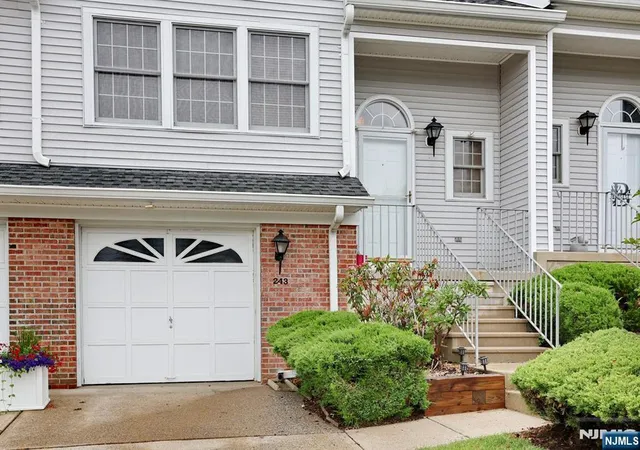 Homes for sale in Independence, NJ | 243 Harvard Dr, Independence, NJ 07840 | MLS# 26023466