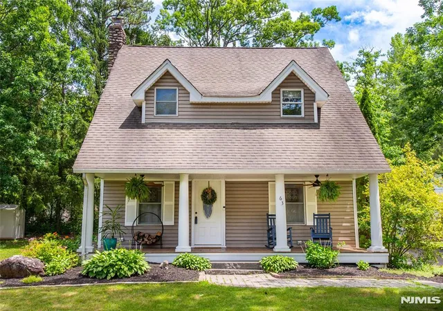 Homes for sale in West Milford, NJ | 63 Ramapo Rd, West Milford, NJ 07421 | MLS# 26023487