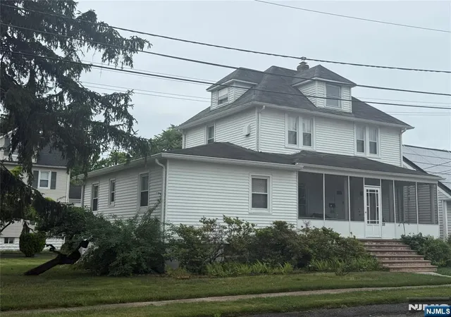 Homes for sale in Dumont, NJ | 31 Wood Pl, Dumont, NJ 07628 | MLS# 26023500