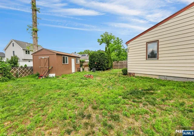 Homes for sale in Wanaque, NJ | 16 Boulevard, Wanaque, NJ 07420 | MLS# 26023501