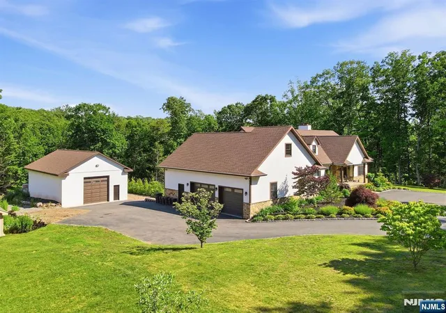 42nd image of 67 Virginia Ln, West Milford, NJ 07480 | MLS# 26023505