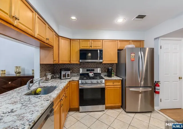2nd image of 2 Crystal Ln, Paterson, NJ 07501 | MLS# 26023526