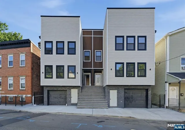 Homes for sale in Newark, NJ | 26 Parkhurst St, Newark, NJ 07114 | MLS# 26023541