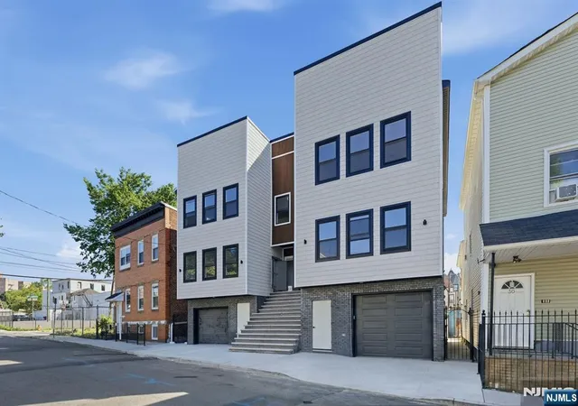 Homes for sale in Newark, NJ | 26 Parkhurst St, Newark, NJ 07114 | MLS# 26023541