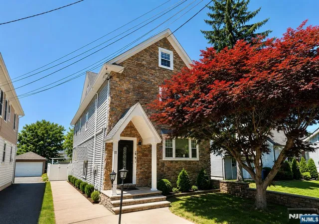 Homes for sale in Rutherford, NJ | 11 Insley Ave, Rutherford, NJ 07070 | MLS# 26023585