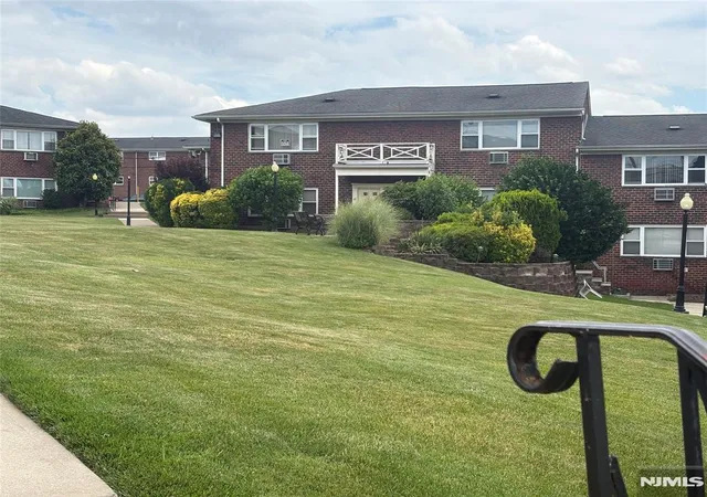 3rd image of 100 Bergen Blvd #26, Fairview, NJ 07022 | MLS# 26023588