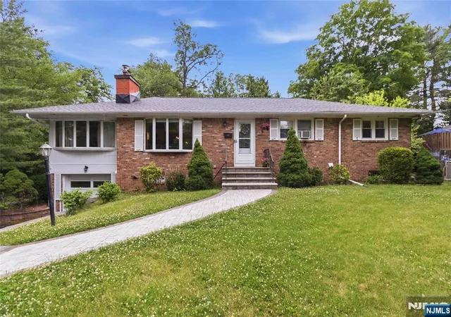 2nd image of 63 Valley Rd, Butler, NJ 07405 | MLS# 26023590