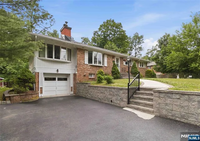 4th image of 63 Valley Rd, Butler, NJ 07405 | MLS# 26023590