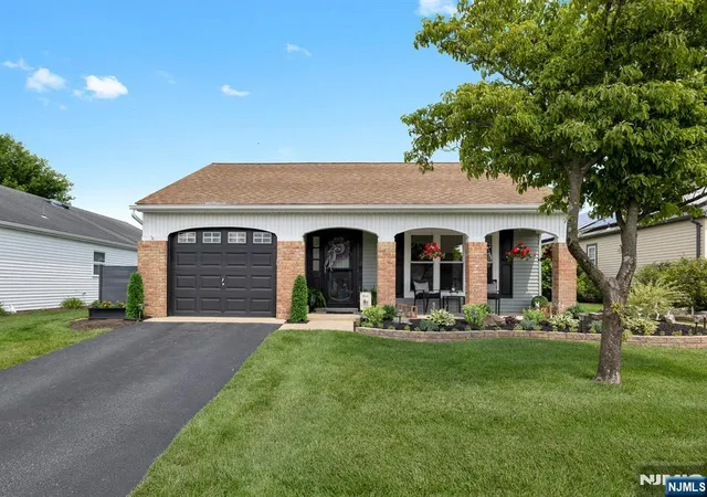 2nd image of 8 Dorset Rd, Manchester, NJ 08759 | MLS# 26023596
