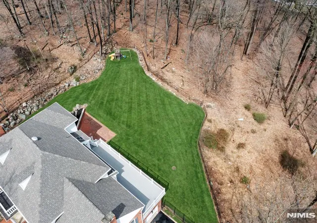 Homes for sale in Franklin Lakes, NJ | 853 Shadow Ridge Rd, Franklin Lakes, NJ 07417 | MLS# 26023619