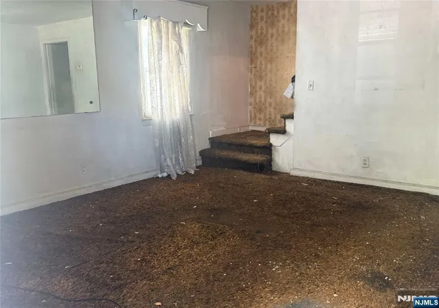 3rd image of 72-74 Hanford St, Newark, NJ 07114 | MLS# 26023630