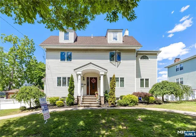 Homes for sale in Rutherford, NJ | 15 Pierrepont Ave, Rutherford, NJ 07070 | MLS# 26023635
