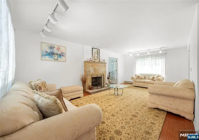 Homes for sale in Rutherford, NJ | 15 Pierrepont Ave, Rutherford, NJ 07070 | MLS# 26023635