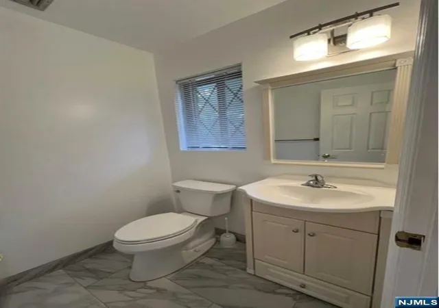 Homes for sale in Cresskill, NJ | 18 Linwood Ave #18, Cresskill, NJ 07626 | MLS# 26023671