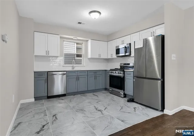 4th image of 232 4Th St, Newark, NJ 07107 | MLS# 26023698
