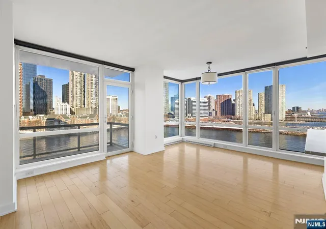 3rd image of 2 2Nd St #801, Jersey City, NJ 07302 | MLS# 26023704