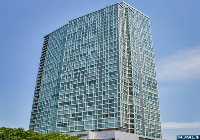 2nd image of 2 2Nd St, Jersey City, NJ 07302
