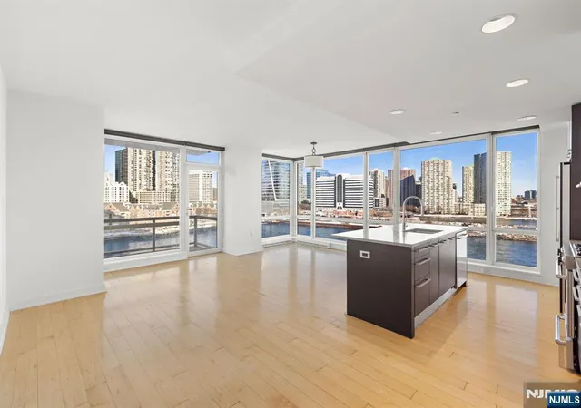 4th image of 2 2Nd St #801, Jersey City, NJ 07302 | MLS# 26023704