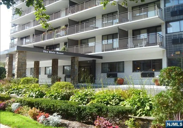 Homes for sale in Hackensack, NJ | 235 Prospect Ave #7B, Hackensack, NJ 07601 | MLS# 26023829
