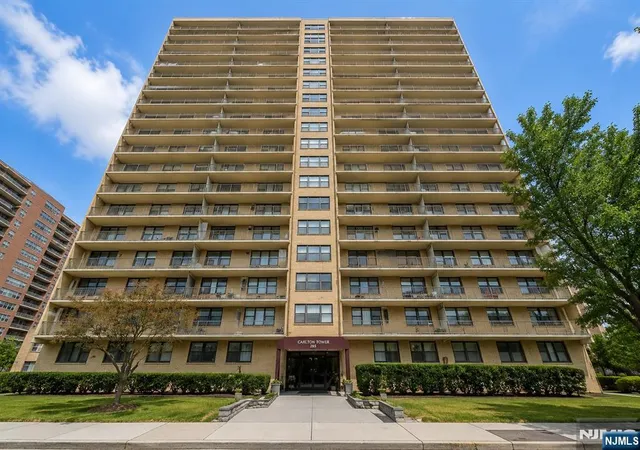 Homes for sale in Passaic, NJ | 285 Aycrigg Ave #22J, Passaic, NJ 07055 | MLS# 26023864