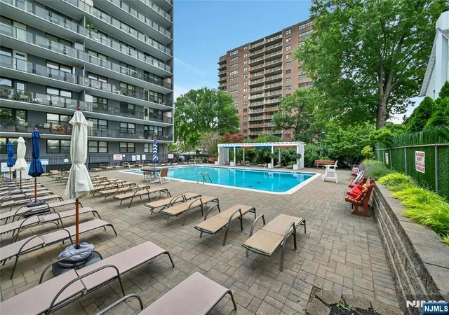 Homes for sale in Passaic, NJ | 285 Aycrigg Ave #22J, Passaic, NJ 07055 | MLS# 26023864