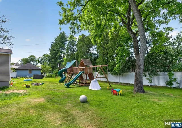 4th image of 57 Pine Brook Rd, Lincoln Park Borough, NJ 07035 | MLS# 26023876