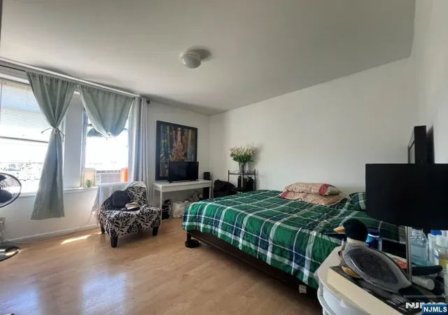 image of 201 45Th St, Union City, NJ 07087